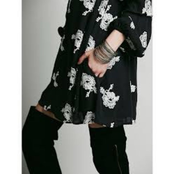 Free people XS Women's Black Embroidered Austin Dress - Picture 4 of 10